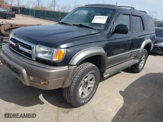 2000 Toyota 4Runner Limited with VIN JT3HN87R0Y0277545, listed as a IAAI auction lot 41880307 with 223,833 mi miles. Bid and sale history available at carsss.com. Image 2.