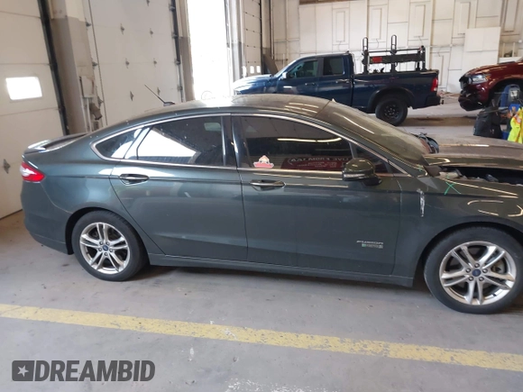 2016 Ford Fusion Titanium with VIN 3FA6P0SU4GR195865, listed as a IAAI auction lot 42203798 with 83,918 mi miles and . Bid and sale history available at DreamBid. Image 14.