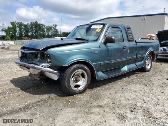 1996 Ford Ranger Splash with VIN 1FTCR14X5TTA20411, listed as a Copart auction lot 62095194 with 100,330 mi miles and Salvage Title. Bid and sale history available at carsss.com. Image 1.