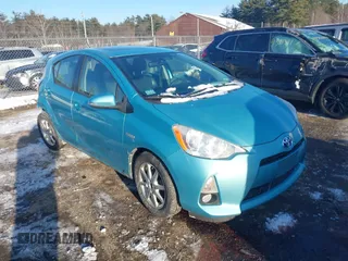 2012 Toyota Prius c One with VIN JTDKDTB31C1026594, listed as a IAAI auction lot 41406091 with 132,470 mi miles. Bid and sale history available at carsss.com. Image 1.
