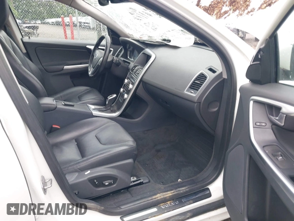 2015 Volvo XC60 T5 Drive-E Premier with VIN YV440MDK4F2742688, listed as a IAAI auction lot 42305798 with 68,206 mi miles and . Bid and sale history available at DreamBid. Image 5.