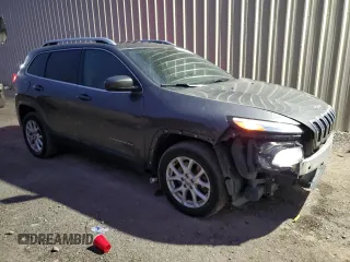 2018 Jeep Cherokee Latitude Plus with VIN 1C4PJLLX2JD606240, listed as a Copart auction lot 87389904 with 67,355 mi miles and Salvage Title. Bid and sale history available at carsss.com. Image 4.