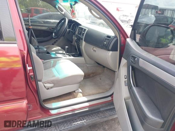 2006 Toyota 4Runner SR5 with VIN JTEZU14R668048182, listed as a IAAI auction lot 41971538 with 230,618 mi miles and . Bid and sale history available at DreamBid. Image 5.