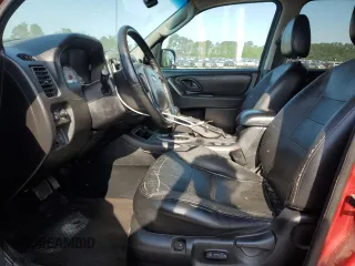 2007 Ford Escape Limited with VIN 1FMYU94147KA97549, listed as a Copart auction lot 55021385 with 231,533 mi miles and Salvage title. Bid and sale history available at DreamBid. Image 7.