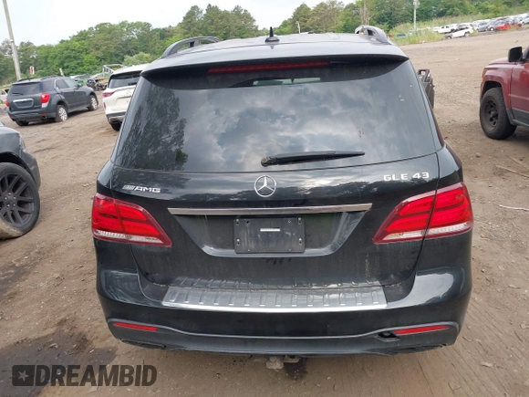 2017 Mercedes-Benz GLE 43 AMG с VIN 4JGDA6EB6HA959190, выставлен на аукционе IAAI как лот 42463806 с пробегом 106 420 миль миль и . История ставок и продаж доступна на DreamBid. Изображение 16.