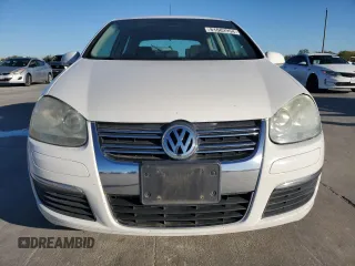 2009 Volkswagen Rabbit S with VIN WVWAB71KX9W104478, listed as a Copart auction lot 81082954 with 98,778 mi miles and Clean Title. Bid and sale history available at carsss.com. Image 5.