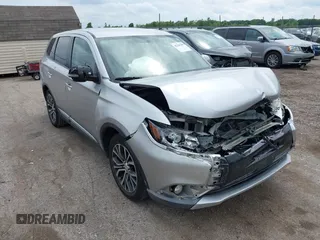 2018 Mitsubishi Outlander SE z VIN JA4AD3A33JZ000875, wystawiony jako IAAI lot #42365389 z przebiegiem 148 681 mil mil oraz . Historia ofert i sprzedaży dostępna na DreamBid. Obrazek 1.