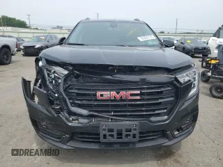 2023 GMC Terrain SLE z VIN 3GKALMEG9PL182341, wystawiony jako Copart lot #60895125 z przebiegiem 25 597 mil mil oraz Szkoda całkowita • Salvage title. Historia ofert i sprzedaży dostępna na DreamBid. Obrazek 5.