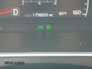 2014 Kia Cadenza Premium with VIN KNALN4D78E5152743, listed as a Copart auction lot 80067094 with 179,850 mi miles and Clean Title. Bid and sale history available at carsss.com. Image 8.