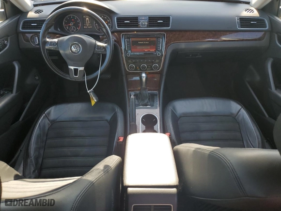2013 Volkswagen Passat SEL Premium with VIN 1VWCM7A30DC031463, listed as a Copart auction lot 79072744 with 80,251 mi miles and Salvage Title. Bid and sale history available at carsss.com. Image 8.