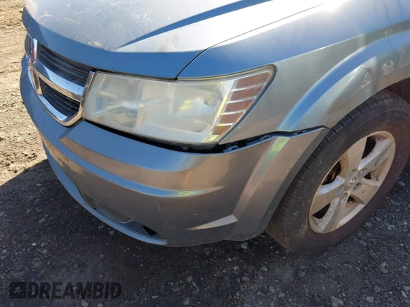 2009 Dodge Journey SXT with VIN 3D4GG57V89T554222, listed as a IAAI auction lot 41832041 with Not Provided miles. Bid and sale history available at carsss.com. Image 6.