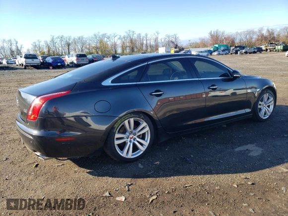 2015 Jaguar XJ Portfolio with VIN SAJWJ2GD1F8V77420, listed as a Copart auction lot 81786334 with 129,190 mi miles and Salvage title. Bid and sale history available at DreamBid. Image 3.