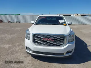 2020 GMC Yukon XL Denali with VIN 1GKS2HKJ9LR298494, listed as a IAAI auction lot 41817872 with 111,730 mi miles. Bid and sale history available at carsss.com. Image 6.