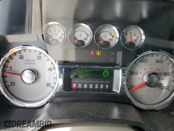 2008 Ford F-350 XL with VIN 1FTWW31R28ED42054, listed as a Copart auction lot 50200235 with 226,309 mi miles and Salvage title. Bid and sale history available at DreamBid. Image 9.