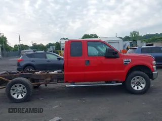 2008 Ford F-250 XL с VIN 1FTSX21548EB81676, выставлен на аукционе IAAI как лот 42440558 с пробегом 100 712 миль миль и . История ставок и продаж доступна на DreamBid. Изображение 13.
