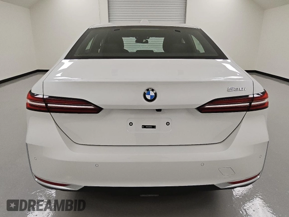 2025 BMW 5 Series 530i with VIN WBA43FJ03SCT70402, listed as a Copart auction lot 53052435 with 11,640 mi miles and Clean Title. Bid and sale history available at carsss.com. Image 6.