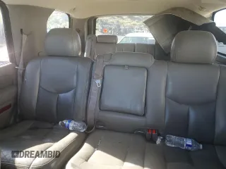 2005 GMC Yukon Denali z VIN 1GKEK63U35J228887, wystawiony jako Copart lot #68141304 z przebiegiem 238 024 mil mil oraz Szkoda całkowita • Salvage title. Historia ofert i sprzedaży dostępna na DreamBid. Obrazek 10.