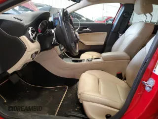 2019 Mercedes-Benz GLA 250 z VIN WDCTG4EB4KU018873, wystawiony jako Copart lot #55281595 z przebiegiem 46 099 mil mil oraz Szkoda całkowita • Salvage title. Historia ofert i sprzedaży dostępna na DreamBid. Obrazek 7.