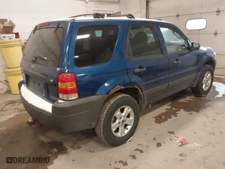 2007 Ford Escape XLT with VIN 1FMYU931X7KB35707, listed as a IAAI auction lot 41488192 with 144,285 mi miles. Bid and sale history available at carsss.com. Image 4.