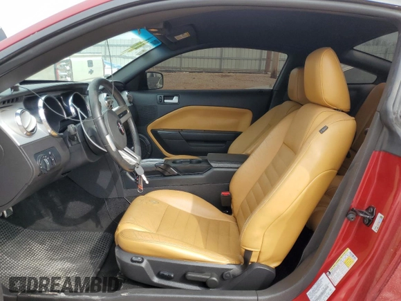 2007 Ford Mustang GT Deluxe z VIN 1ZVHT82H775369752, wystawiony jako Copart lot #48402155 z przebiegiem 99 959 mil mil oraz Szkoda całkowita • Salvage title. Historia ofert i sprzedaży dostępna na DreamBid. Obrazek 7.