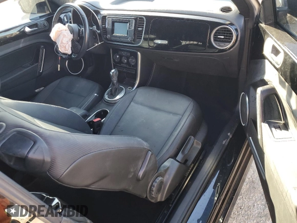 2018 Volkswagen Beetle S with VIN 3VW5DAATXJM515995, listed as a Copart auction lot 83207354 with Not provided miles and Salvage title. Bid and sale history available at DreamBid. Image 8.