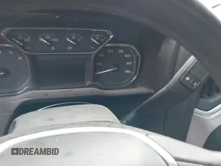 2020 GMC Sierra 1500 SLT z VIN 3GTU9DED9LG299417, wystawiony jako IAAI lot #42168562 z przebiegiem Nie podano mil oraz . Historia ofert i sprzedaży dostępna na DreamBid. Obrazek 7.