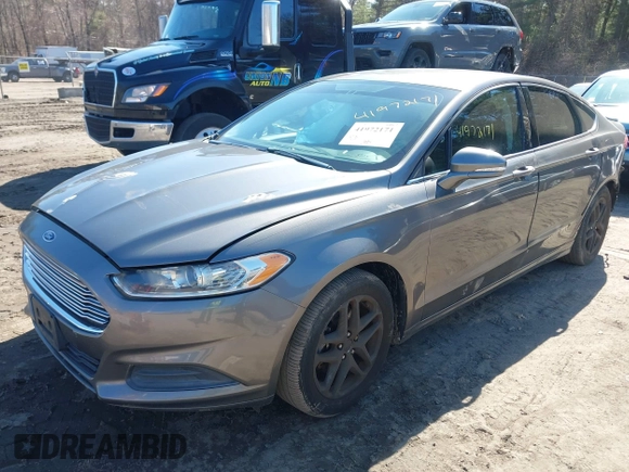 2013 Ford Fusion SE with VIN 3FA6P0H72DR339877, listed as a IAAI auction lot 41972171 with 94,300 mi miles. Bid and sale history available at carsss.com. Image 2.