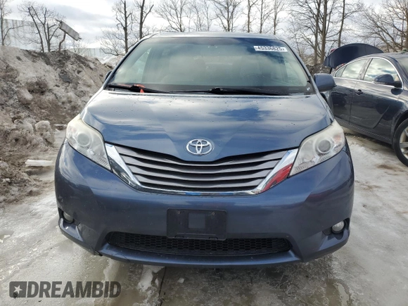 2016 Toyota Sienna Ltd with VIN 5TDDK3DC1GS135142, listed as a Copart auction lot 45336825 with 189,257 mi miles and Clean Title. Bid and sale history available at carsss.com. Image 5.