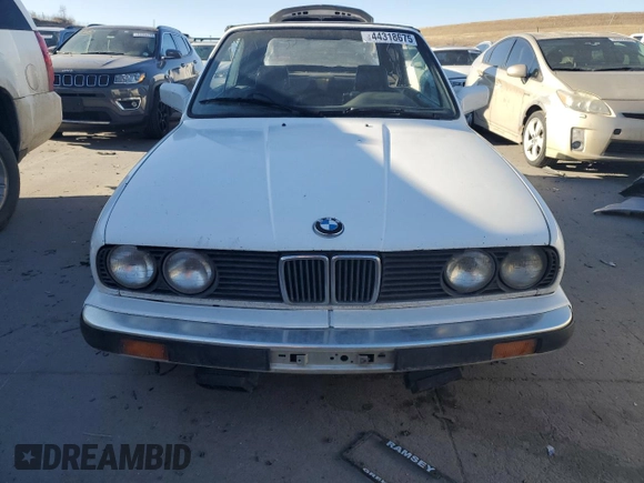 1989 BMW 3 Series z VIN WBABB1308K8275640, wystawiony jako Copart lot #44318675 z przebiegiem 182 867 mil mil oraz Czysty tytuł • Clean title. Historia ofert i sprzedaży dostępna na DreamBid. Obrazek 5.