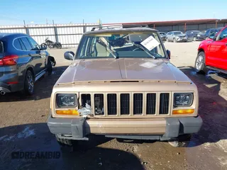 1999 Jeep Cherokee Sport with VIN 1J4FT68S7XL589206, listed as a IAAI auction lot 41411949 with 143,158 mi miles and . Bid and sale history available at DreamBid. Image 13.
