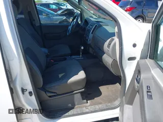 2010 Nissan Xterra S z VIN 5N1AN0NUXAC522471, wystawiony jako IAAI lot #41941676 z przebiegiem 162 757 mil mil oraz . Historia ofert i sprzedaży dostępna na DreamBid. Obrazek 5.