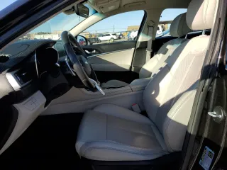 2019 Genesis G70 2.0T Advanced with VIN KMTG64LA0KU037457, listed as a Copart auction lot 86266454 with 126,237 mi miles and Salvage Title. Bid and sale history available at carsss.com. Image 7.