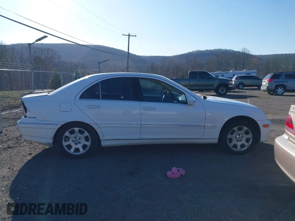 2006 Mercedes-Benz C 280 Luxury with VIN WDBRF92J06F755914, listed as a IAAI auction lot 41886528 with 182,423 mi miles and . Bid and sale history available at DreamBid. Image 13.