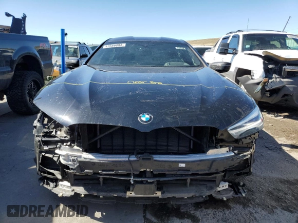 2021 BMW 8 Series M850i z VIN WBAGV8C08MCF93122, wystawiony jako Copart lot #47686883 z przebiegiem Nie podano mil oraz . Historia ofert i sprzedaży dostępna na DreamBid. Obrazek 5.