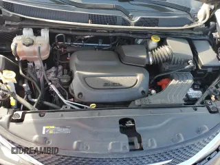 2020 Chrysler Pacifica Touring L with VIN 2C4RC1BG5LR124953, listed as a Copart auction lot 59874695 with 67,855 mi miles and Salvage title. Bid and sale history available at DreamBid. Image 12.