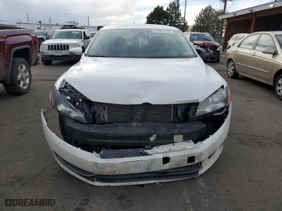 2012 Volkswagen Passat S w/Appearance with VIN 1VWAH7A31CC039260, listed as a Copart auction lot 47003745 with 91,441 mi miles and Salvage Title. Bid and sale history available at carsss.com. Image 5.
