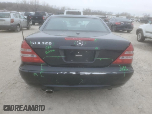 2001 Mercedes-Benz SLK 230/320 with VIN WDBKK65F41F231922, listed as a Copart auction lot 44355855 with 91,480 mi miles and Salvage title. Bid and sale history available at DreamBid. Image 6.