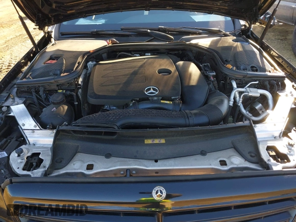 2020 Mercedes-Benz E-Class E 350 with VIN W1KZF8EB4LA823422, listed as a IAAI auction lot 41311710 with 39,027 mi miles. Bid and sale history available at carsss.com. Image 10.
