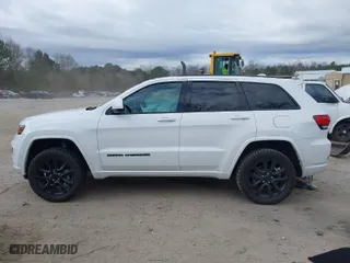 2019 Jeep Grand Cherokee Laredo E with VIN 1C4RJFAG6KC696190, listed as a IAAI auction lot 41719404 with 86,947 mi miles. Bid and sale history available at carsss.com. Image 14.
