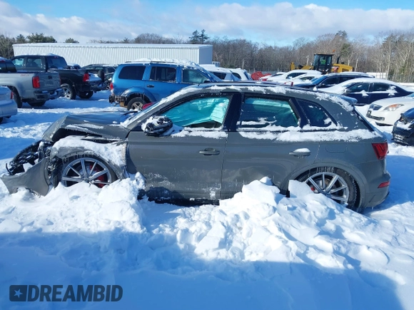 2024 Audi Q5 S line Premium Plus z VIN WA1E2AFY5R2138471, wystawiony jako IAAI lot #41570372 z przebiegiem Nie podano mil oraz . Historia ofert i sprzedaży dostępna na DreamBid. Obrazek 15.
