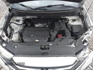2019 Mitsubishi Outlander ES z VIN JA4AR3AU8KU028227, wystawiony jako IAAI lot #41901320 z przebiegiem 137 337 mil mil oraz . Historia ofert i sprzedaży dostępna na DreamBid. Obrazek 10.