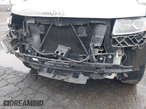 2014 Jeep Grand Cherokee Limited with VIN 1C4RJFBG7EC508814, listed as a IAAI auction lot 41118508 with 160,787 mi miles and . Bid and sale history available at DreamBid. Image 6.