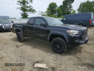 2019 Toyota Tacoma SR5 z VIN 5TFSZ5AN1KX173638, wystawiony jako Copart lot #57919225 z przebiegiem 35 659 mil mil oraz Czysty tytuł • Clean title. Historia ofert i sprzedaży dostępna na DreamBid. Obrazek 4.