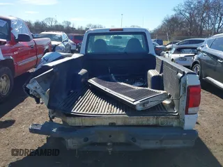2000 Ford Ranger XL with VIN 1FTYR10V7YPA13552, listed as a IAAI auction lot 41344663 with 139,724 mi miles. Bid and sale history available at carsss.com. Image 17.
