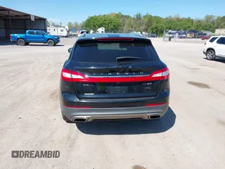 2016 Lincoln MKX Black Label with VIN 2LMPJ9JP1GBL55716, listed as a IAAI auction lot 42002075 with 85,200 mi miles. Bid and sale history available at carsss.com. Image 15.