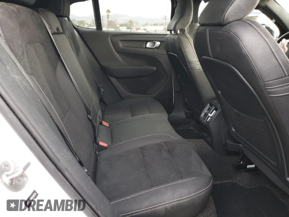 2023 Volvo C40 Ultimate с VIN YV4ED3GM8P2037040, выставлен на аукционе Copart как лот 37162894 с пробегом Не указан миль и . История ставок и продаж доступна на DreamBid. Изображение 11.