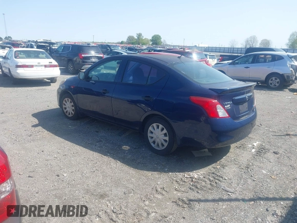 2014 Nissan Versa S Plus with VIN 3N1CN7AP4EL825698, listed as a IAAI auction lot 41915637 with 185,430 mi miles. Bid and sale history available at carsss.com. Image 3.