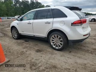 2012 Lincoln MKX with VIN 2LMDJ6JK4CBL13038, listed as a Copart auction lot 51990355 with 178,887 mi miles and Salvage Title. Bid and sale history available at carsss.com. Image 2.