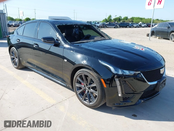 2024 Cadillac CT5 Sport z VIN 1G6DP5RK8R0102340, wystawiony jako IAAI lot #41943414 z przebiegiem 13 488 mil mil oraz . Historia ofert i sprzedaży dostępna na DreamBid. Obrazek 1.
