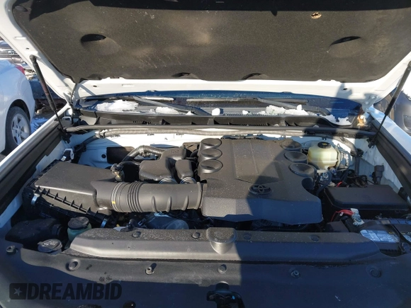 2018 Toyota 4Runner SR5 with VIN JTEBU5JR4J5507930, listed as a IAAI auction lot 41292536 with 105,882 mi miles and . Bid and sale history available at DreamBid. Image 10.